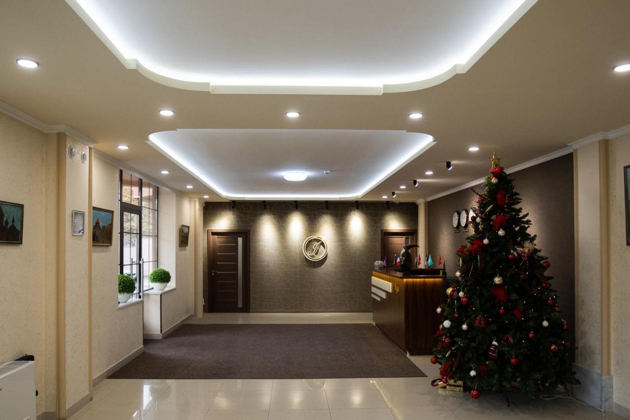 Inga Hotel 耶烈万 外观 照片
