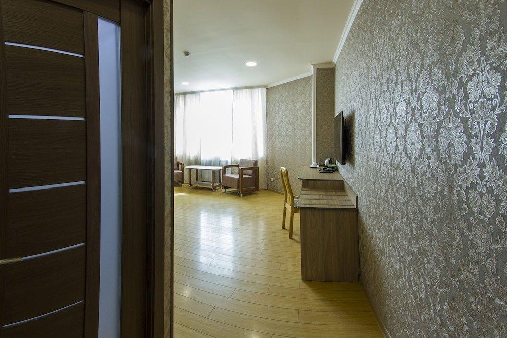 Inga Hotel 耶烈万 外观 照片