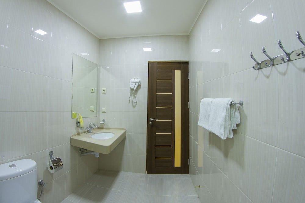 Inga Hotel 耶烈万 外观 照片